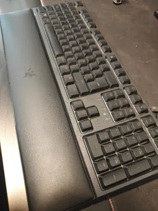 Teclado Gaming Razer Ornata V2 RGB Chroma