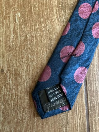 Cravatta Cacharel blu pois rosa