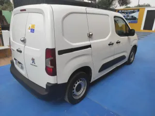 Peugeot Partner 2021