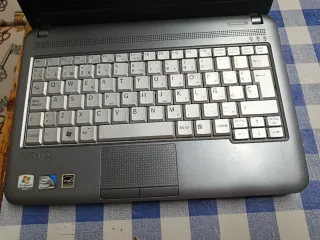 Sony VAIO Ordenador Portátil Azul funciona