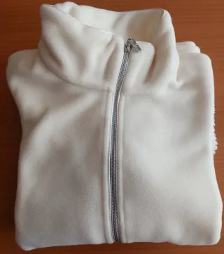 Felpa pile con zip e tasche