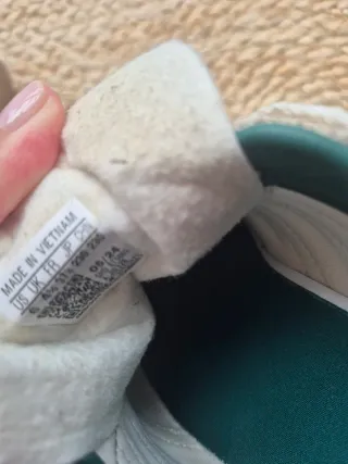 Adidas Gazelle chica azul y beige 37.5