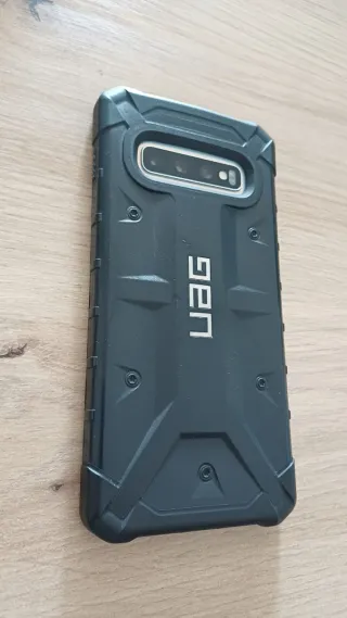 Samsung S10+, cargador original, regalo funda UAG