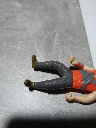 Pirata años 90 figura de acción