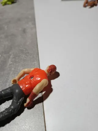 Pirata años 90 figura de acción