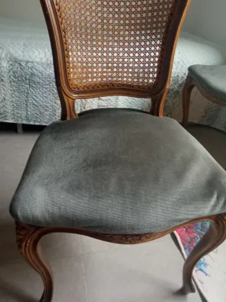 Mesa de comedor redonda de madera