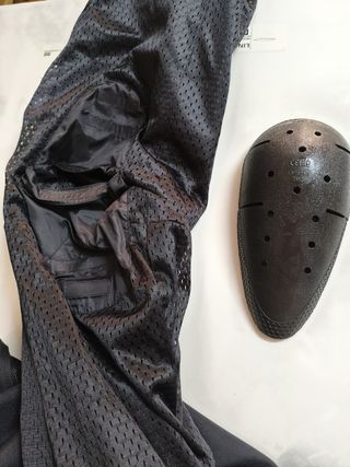 Chaqueta y pantalón moto