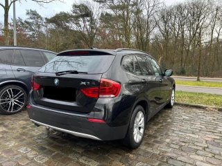 BMW X1 2011