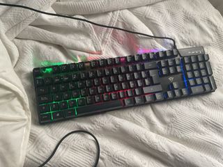 Teclado y Ratón Gaming Negro
