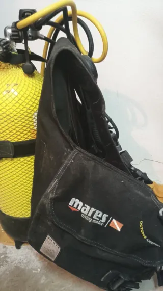 Equipo Buceo Mares Rover con Bombona talla L