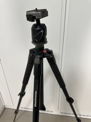 Trípode Manfrotto 486RC2 con rótula de bola