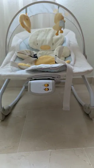 Hamaca para bebé con peluche