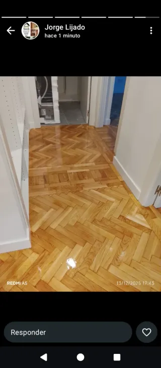 oficial de parquet tarima y rodapié.