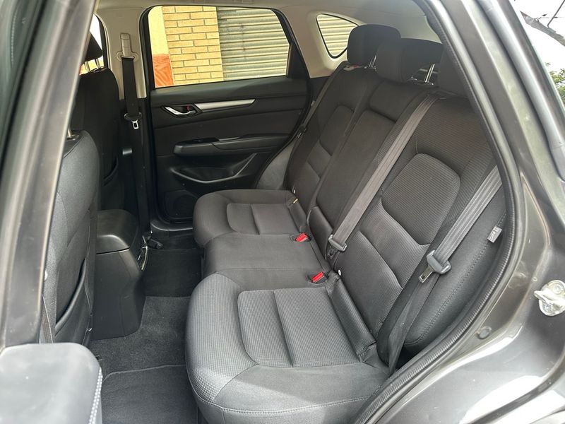 Mazda CX-5 SKYACTIV-D 2.2 2WD MT Zenith Black 2019, foto 6
