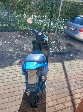 Beta Ark Scooter Azul
