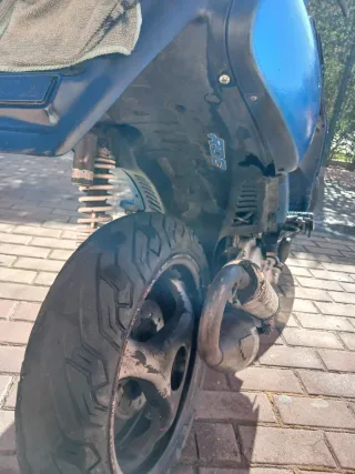 Beta Ark Scooter Azul