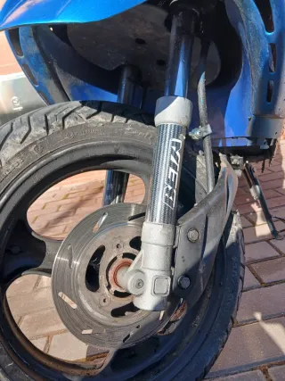 Beta Ark Scooter Azul