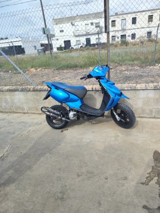 Beta Ark Scooter Azul