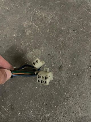 Conmutador moto con bombín