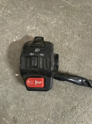 Conmutador moto con bombín