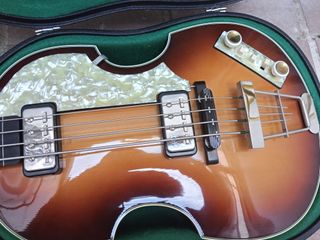 Bajo Höfner Violin 500/1 '63 FL Fretless GERMANY