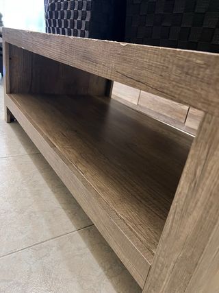 Mesa auxiliar de madera estilo rústico
