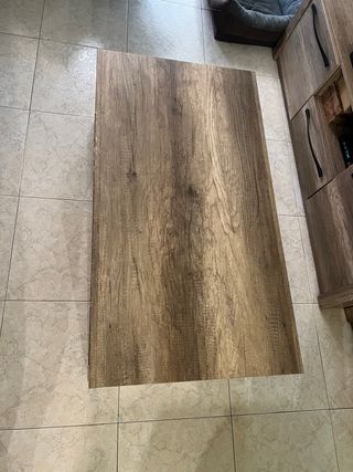 Mesa auxiliar de madera estilo rústico