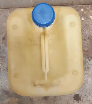 Garrafas de plástico con tapón