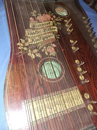 Arpa Violín Kaliope Antigua
