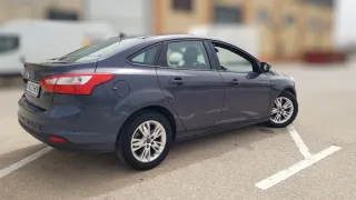 Ford Focus Sedan