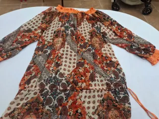 Blusa Estampada Mujer T L. Medidas en descripción