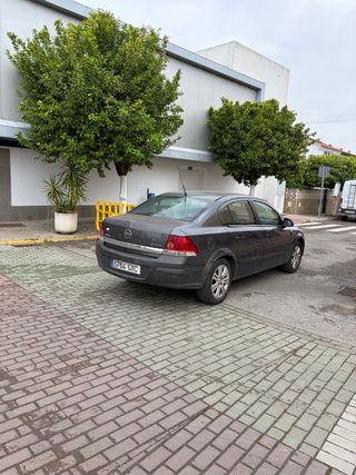 Opel Astra 2010