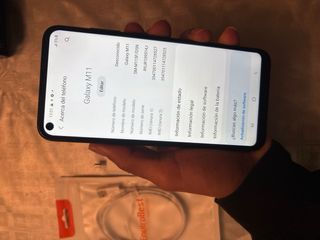 Samsung Galaxy M11 Verde + Accesorios