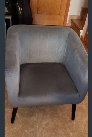 Sillón de terciopelo gris