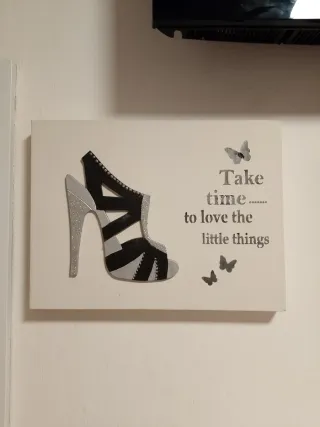 Quadri e specchio decorativo