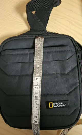 2 Bolsos National Geographic Negros