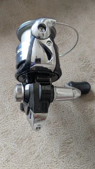 Carrete de pesca Shimano Sienna