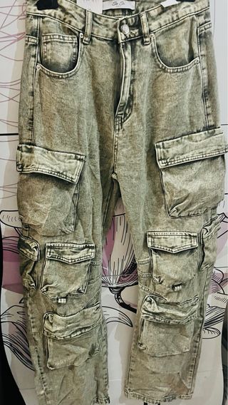 Jeans cargo donna effetto stone washed