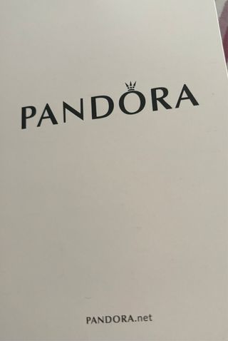 Conjunto Pandora Collar y Pendientes