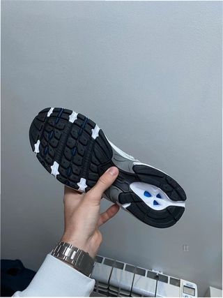 New Balance 530 Talla 42.5 Plata Azul Blanco