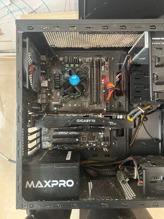 Torre Gaming Enermax