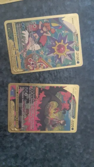 Cartas Pokémon V y GX Doradas