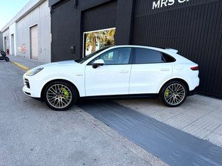 Porsche Cayenne Coupe E-Hybrid 2023