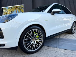 Porsche Cayenne Coupe E-Hybrid 2023