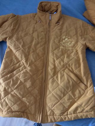 Chaqueta uniforme colegio Camarena