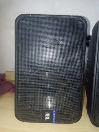 Pareja de altavoces JBL Control CM52