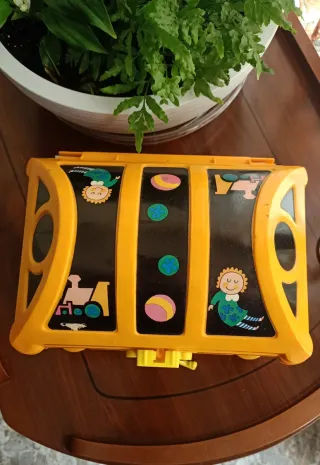 Cofre Musical Infantil años 70.