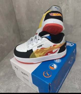 Sapatilhas Puma x Hot Wheels Criança 22