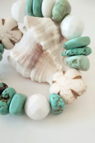 Bracciale pietre bianche e turchesi