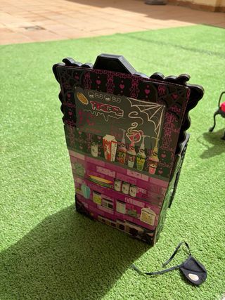 Cafetería Monster High